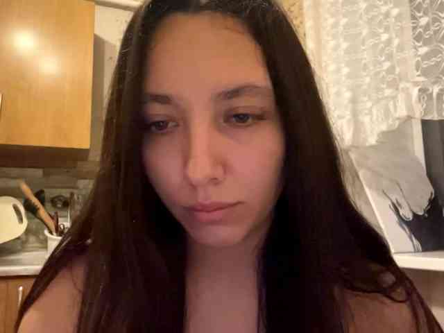 LeannBernmen webcam