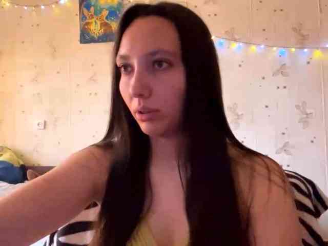 LeannBernmen webcam