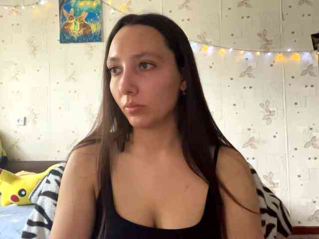 LeannBernmen webcam