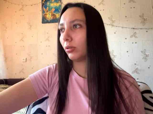 LeannBernmen webcam