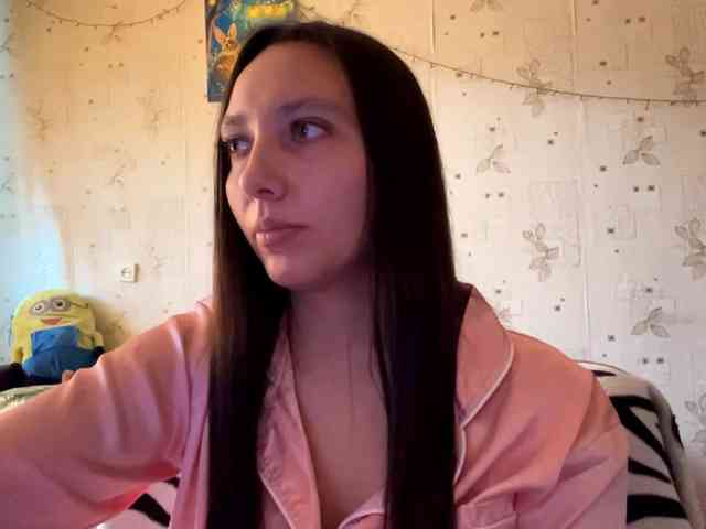 LeannBernmen webcam