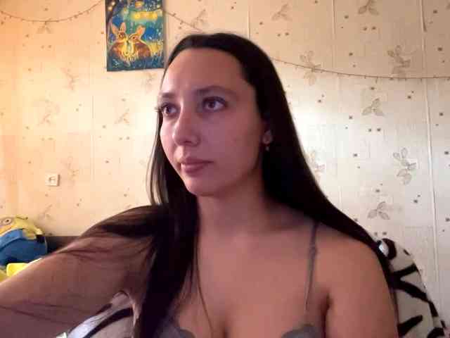LeannBernmen webcam