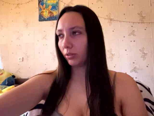 LeannBernmen webcam