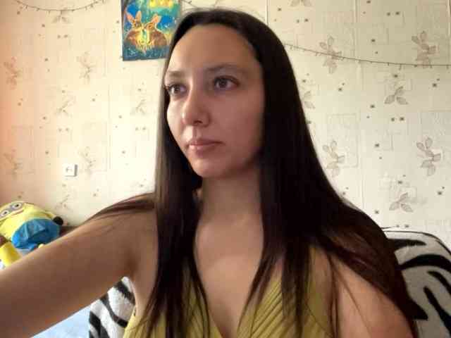 LeannBernmen webcam