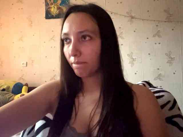 LeannBernmen webcam