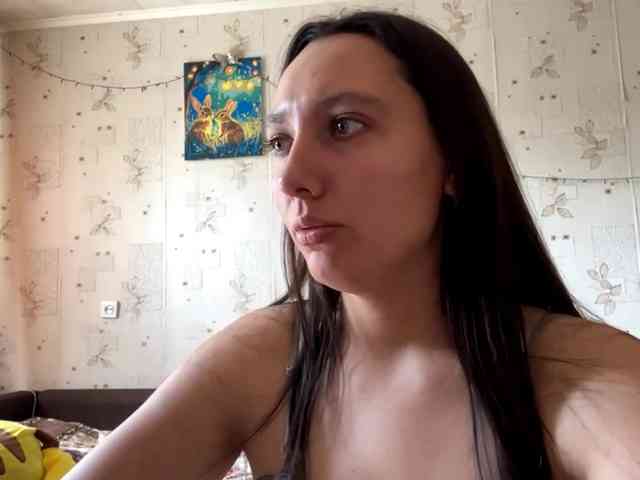 LeannBernmen webcam