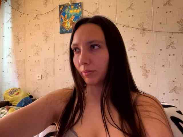 LeannBernmen webcam