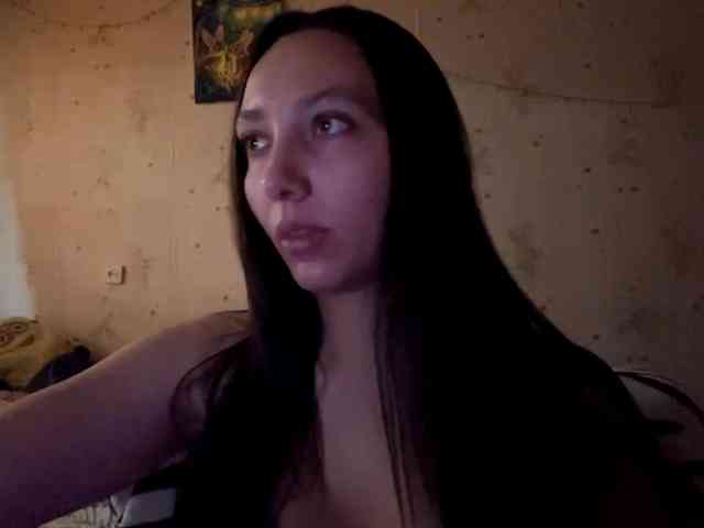 LeannBernmen webcam