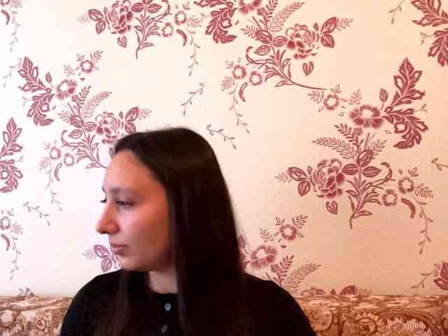 LeannBernmen webcam