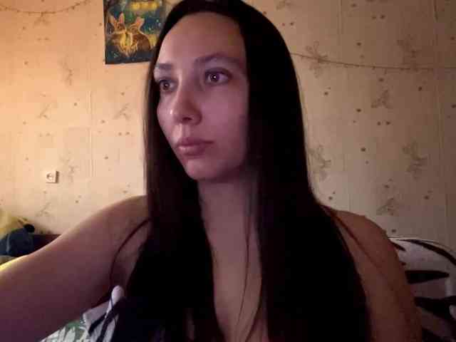 LeannBernmen webcam