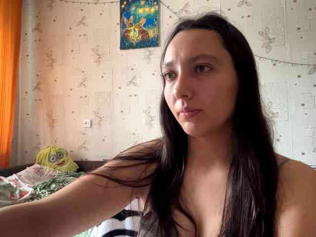 LeannBernmen webcam