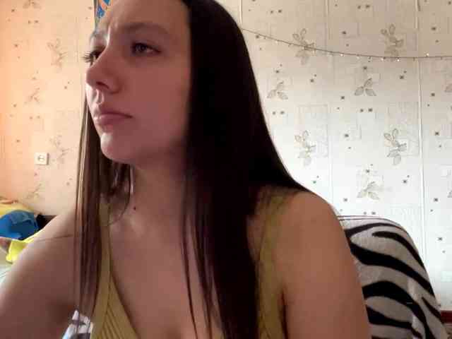 LeannBernmen webcam