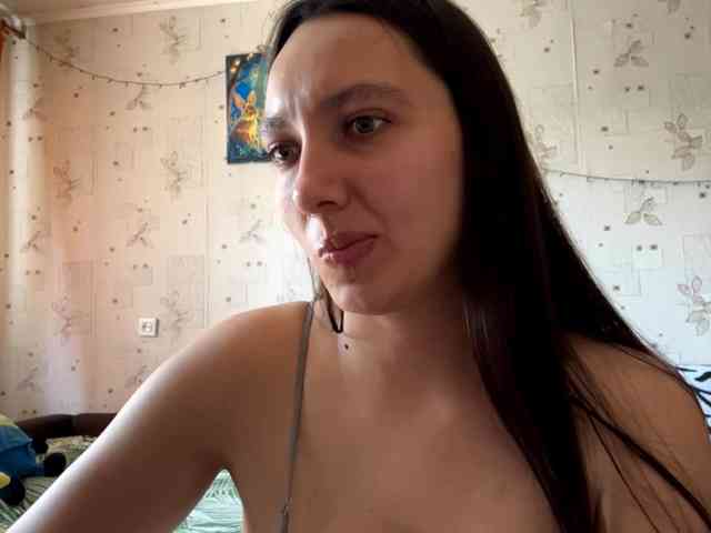 LeannBernmen webcam