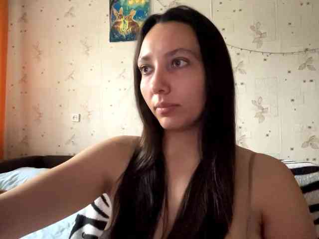 LeannBernmen webcam