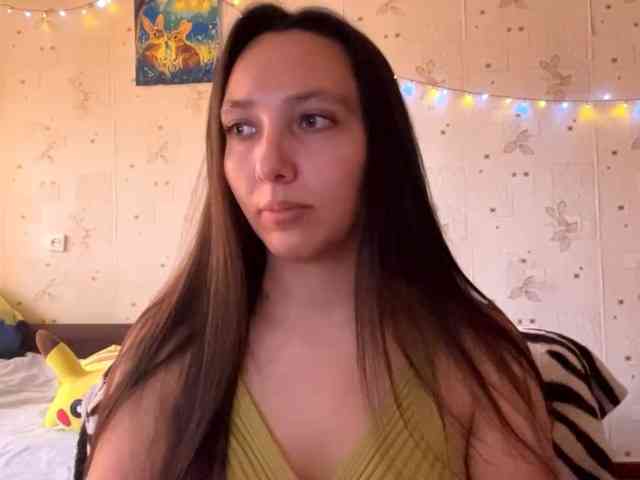LeannBernmen webcam