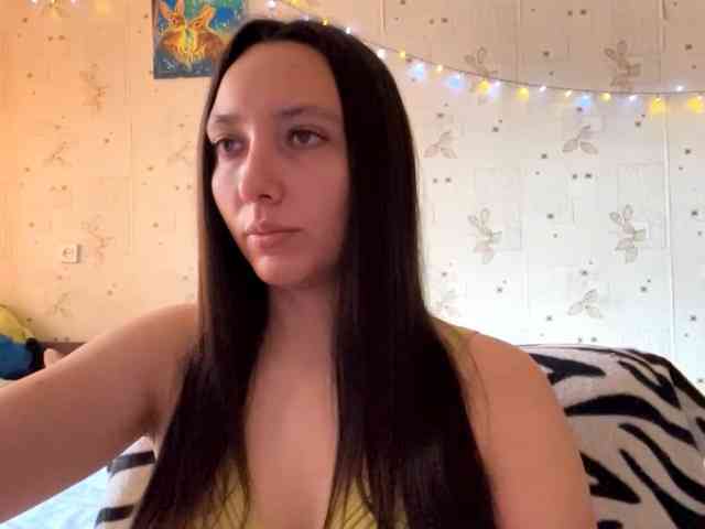 LeannBernmen webcam