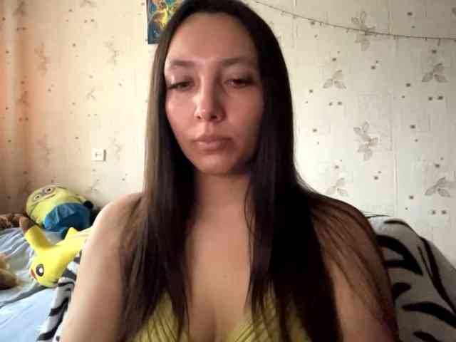 LeannBernmen webcam