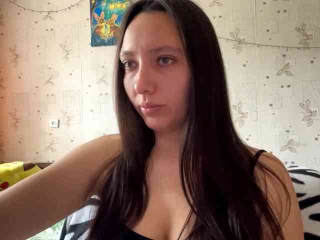 LeannBernmen webcam