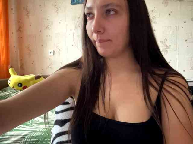LeannBernmen webcam