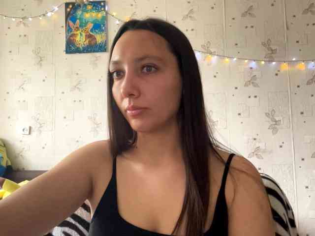 LeannBernmen webcam