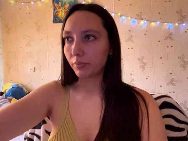 LeannBernmen webcam