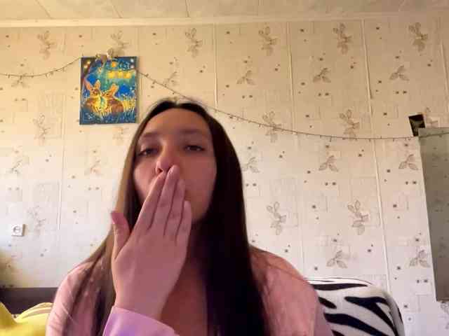 LeannBernmen webcam