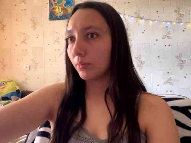 LeannBernmen webcam