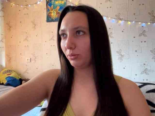 LeannBernmen webcam