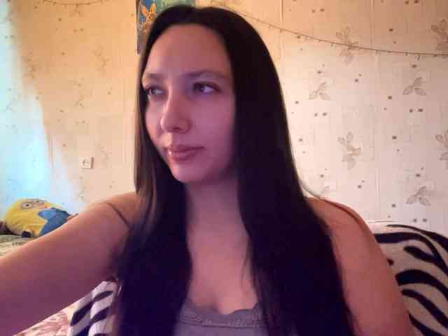 LeannBernmen webcam