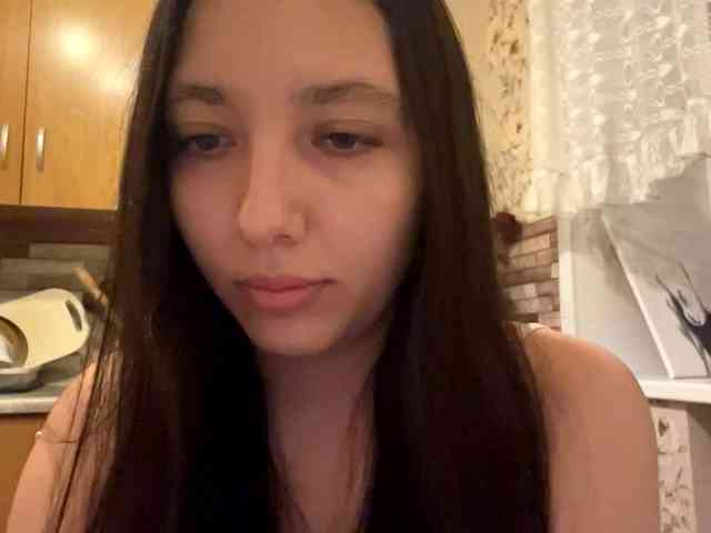 LeannBernmen webcam