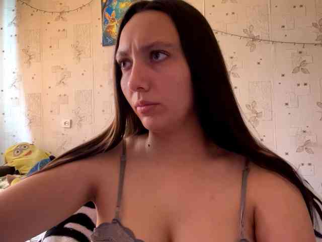 LeannBernmen webcam
