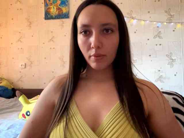 LeannBernmen webcam
