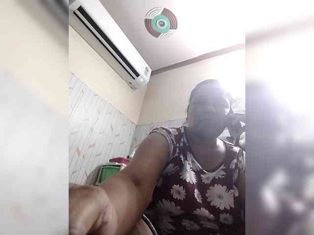 Savita123 webcam