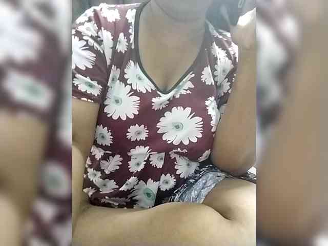 Savita123 webcam