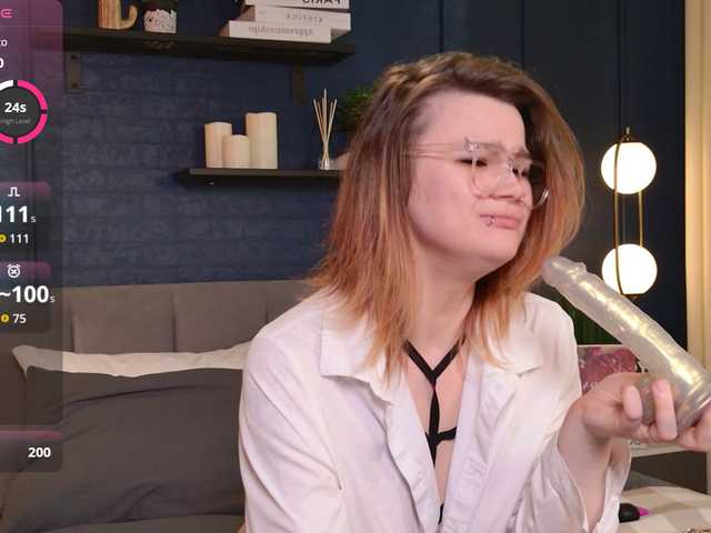le modèle PeachsAvalanche est en webcam porno dans un show sur le site bongacams, il possède les tags suivants: White/Caucasian,Redhead,Trimmed