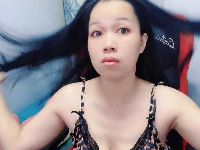 Sexyfull live cam on BongaCams
