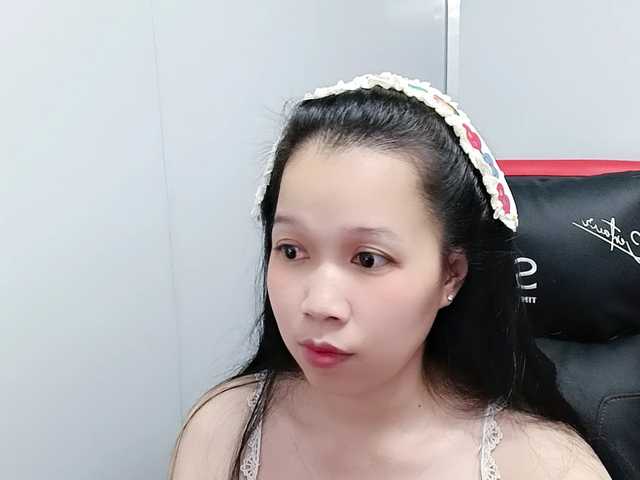 Sexyfull, live now on BongaCams