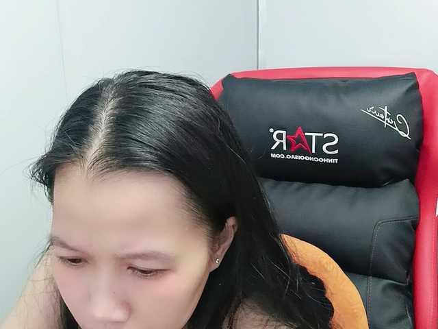 Sexyfull live cam on BongaCams