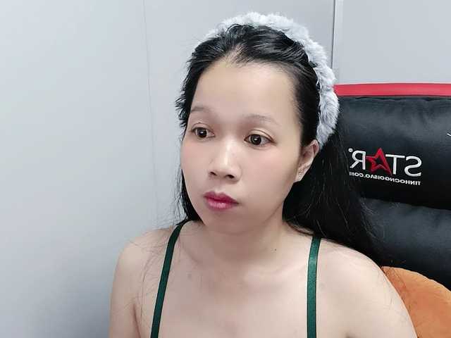 Sexyfull live cam on BongaCams