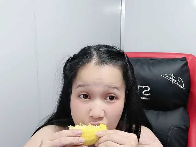 Sexyfull live cam on BongaCams