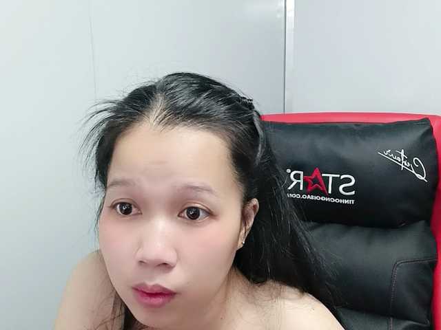 Sexyfull live cam on BongaCams