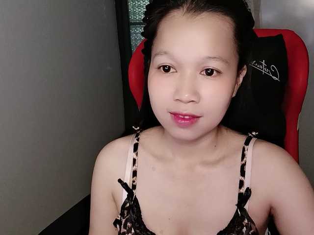 Sexyfull live cam on BongaCams