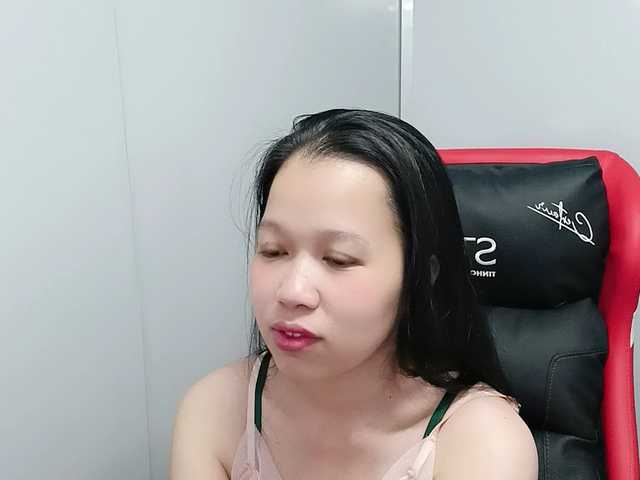 Sexyfull live cam on BongaCams
