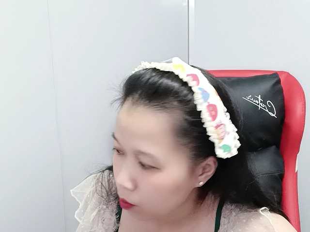 Sexyfull live cam on BongaCams
