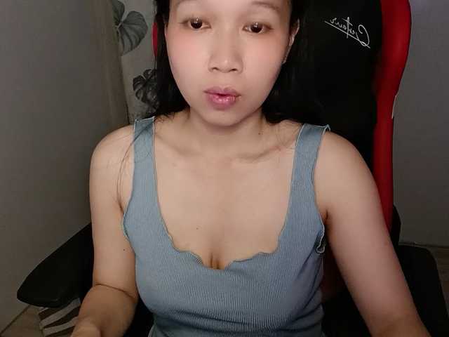 Sexyfull live cam on BongaCams