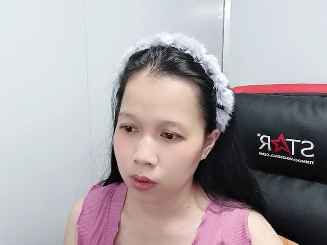 Sexyfull live cam on BongaCams