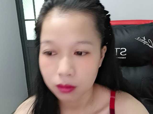 Sexyfull live cam on BongaCams