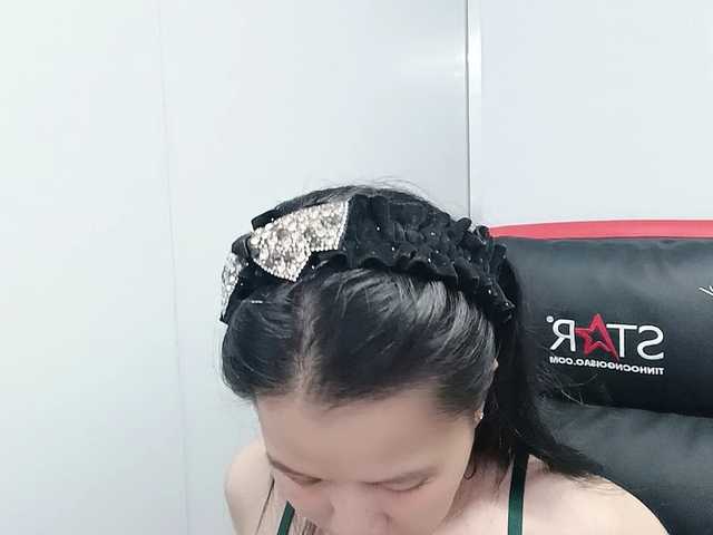 Sexyfull live cam on BongaCams