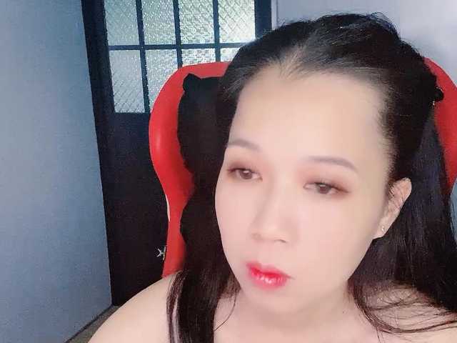 Sexyfull live cam on BongaCams