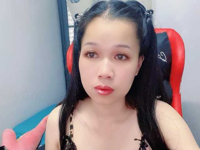 Sexyfull live cam on BongaCams